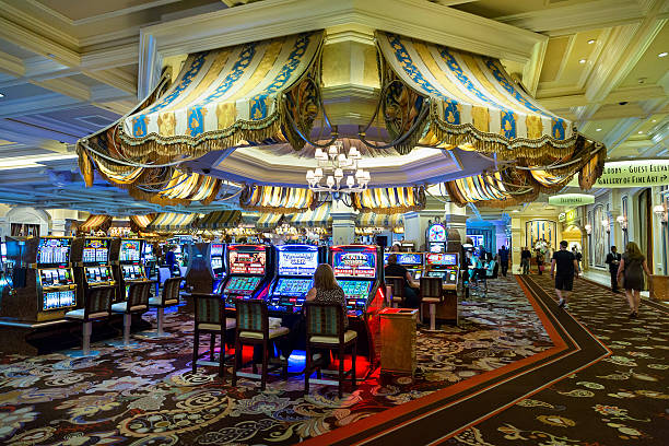 Fortune Tiger slot reels on gudangslot77 showing tiger symbols, wild symbols, and winning payline highlights